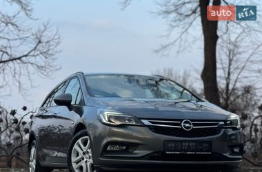 Универсал Opel Astra 2019 в Дрогобыче