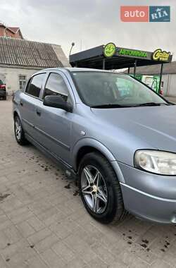 Седан Opel Astra 2008 в Павлограді