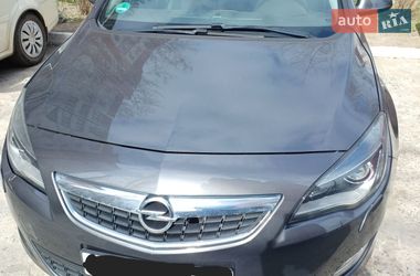 Универсал Opel Astra 2011 в Николаеве