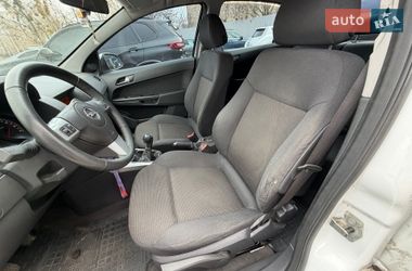 Седан Opel Astra 2012 в Киеве