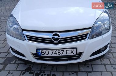 Универсал Opel Astra 2010 в Тернополе