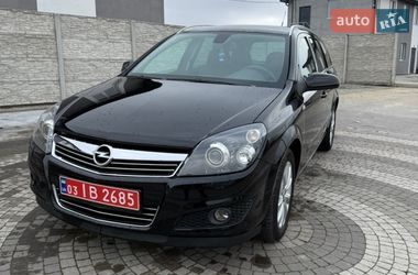 Универсал Opel Astra 2010 в Белой Церкви