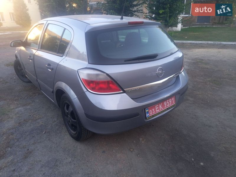 Хэтчбек Opel Astra 2005 в Звенигородке фото 7 Хэтчбек Opel Astra 2005 в Звенигородке