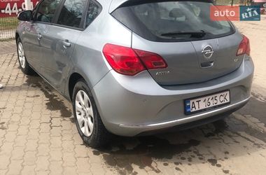 Хэтчбек Opel Astra 2014 в Калуше