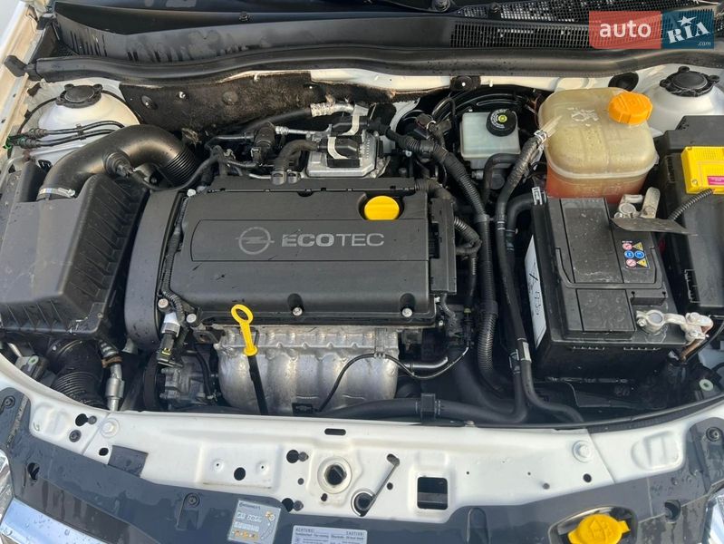 Универсал Opel Astra 2009 в Бучаче