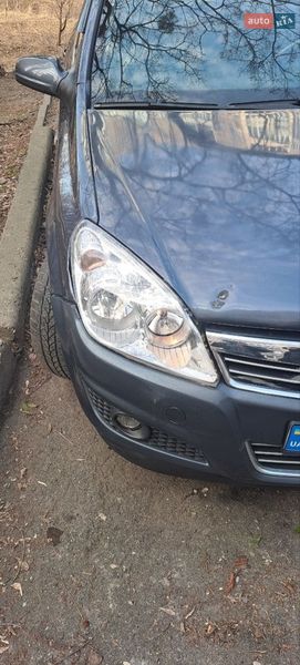 Хэтчбек Opel Astra 2007 в Киеве