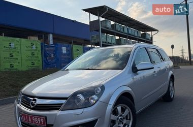 Універсал Opel Astra 2009 в Нововолинську