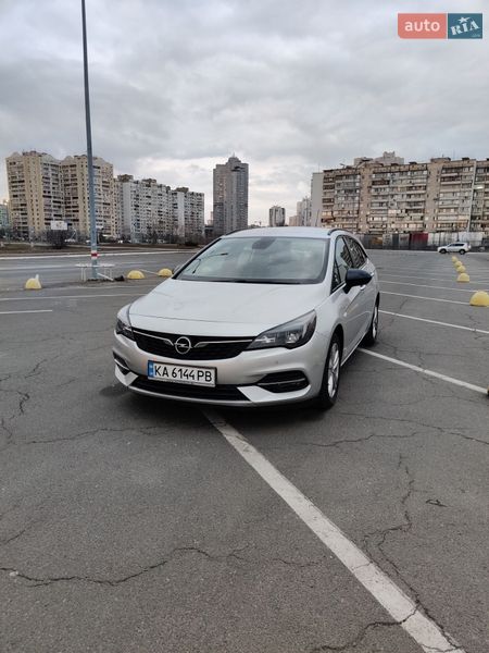 Универсал Opel Astra 2021 в Киеве