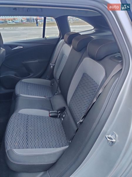 Универсал Opel Astra 2021 в Киеве