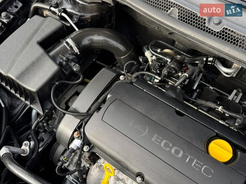 Хэтчбек Opel Astra 2010 в Слобожанском