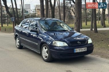 Седан Opel Astra 2000 в Києві