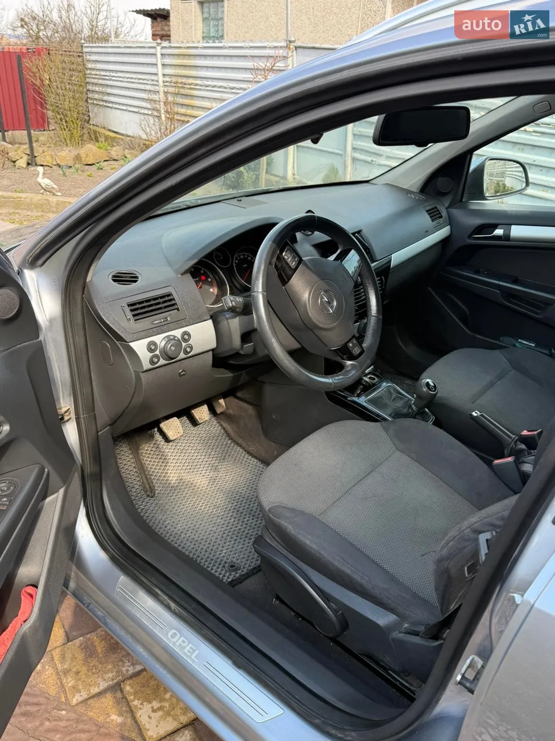2010 Opel Astra - мініатюра 15