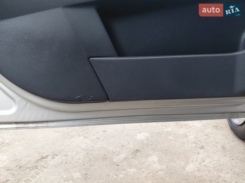 Универсал Opel Astra 2010 в Ровно фото 15 Универсал Opel Astra 2010 в Ровно