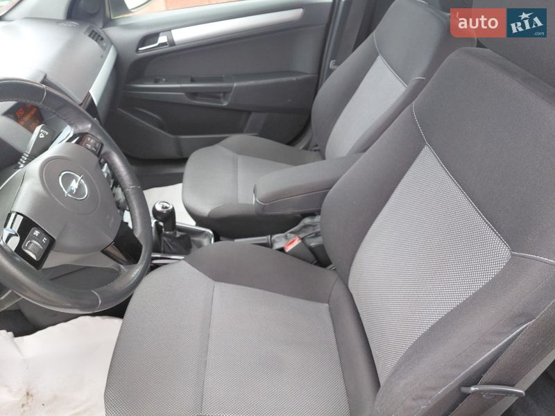 Универсал Opel Astra 2010 в Ровно фото 20 Универсал Opel Astra 2010 в Ровно