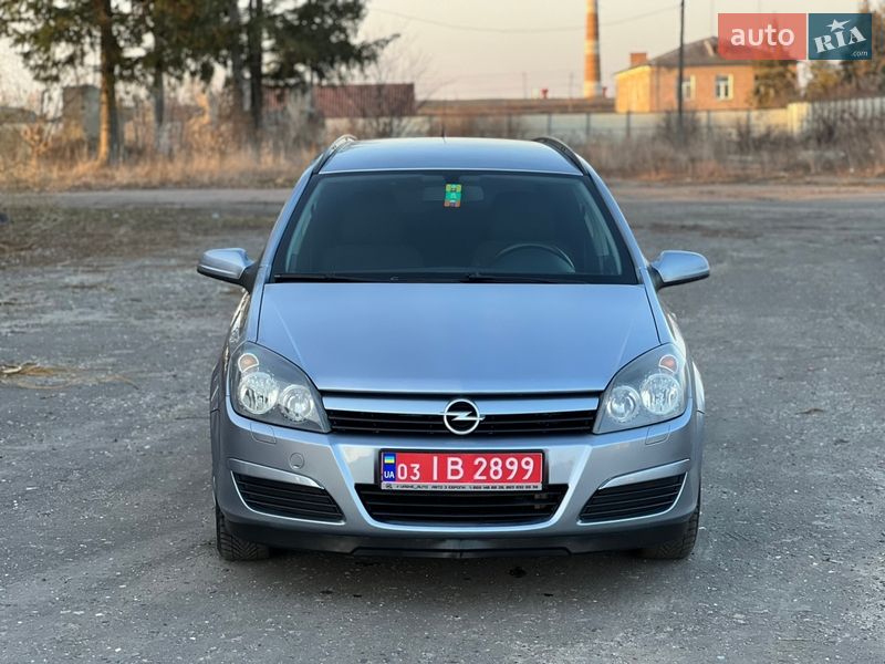 Универсал Opel Astra 2005 в Луцке
