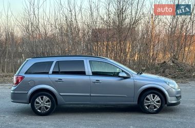 Универсал Opel Astra 2005 в Луцке