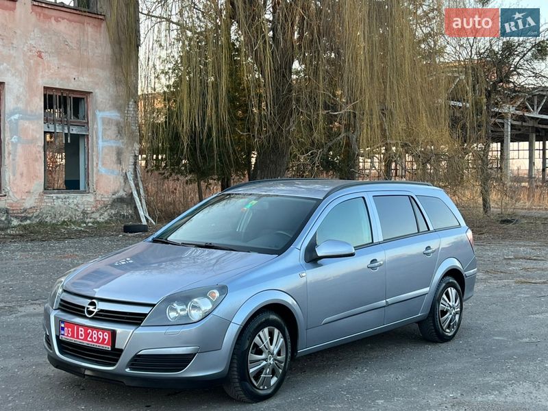 Универсал Opel Astra 2005 в Луцке