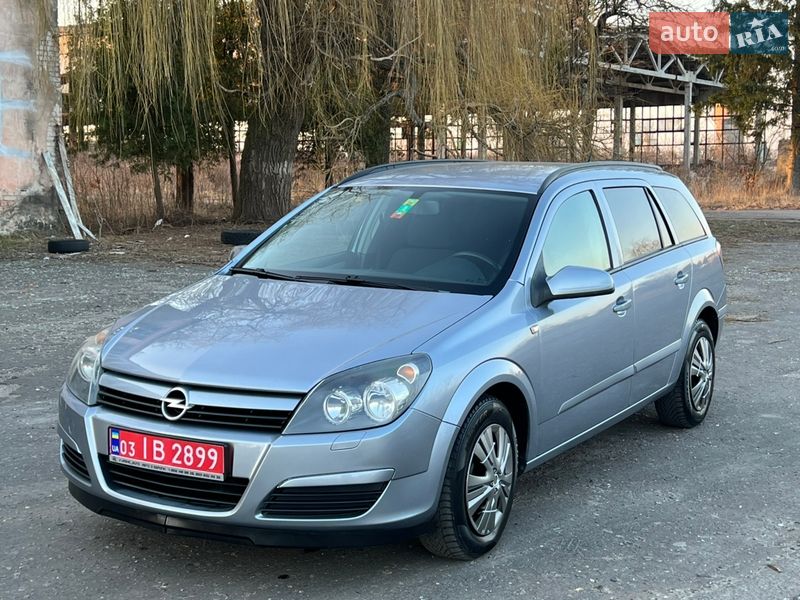 Универсал Opel Astra 2005 в Луцке