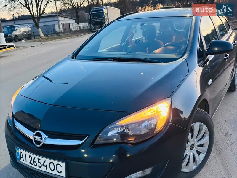 Opel Astra 2013