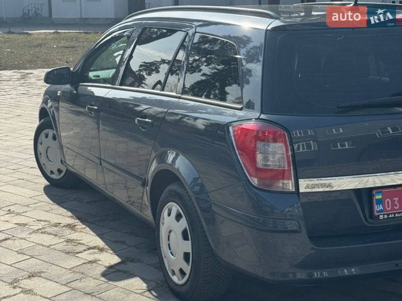 Универсал Opel Astra 2008 в Ахтырке фото 15 Универсал Opel Astra 2008 в Ахтырке