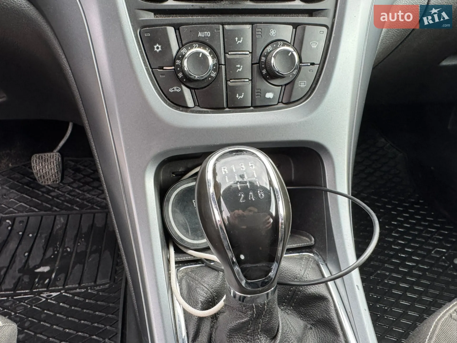 2013 Opel Astra - мініатюра 14