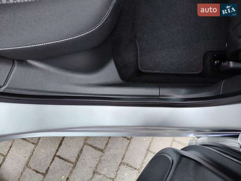 Универсал Opel Astra 2018 в Калуше