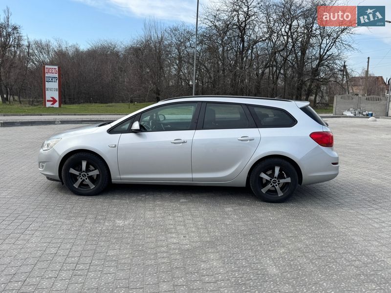 Универсал Opel Astra 2011 в Запорожье фото 8 Универсал Opel Astra 2011 в Запорожье