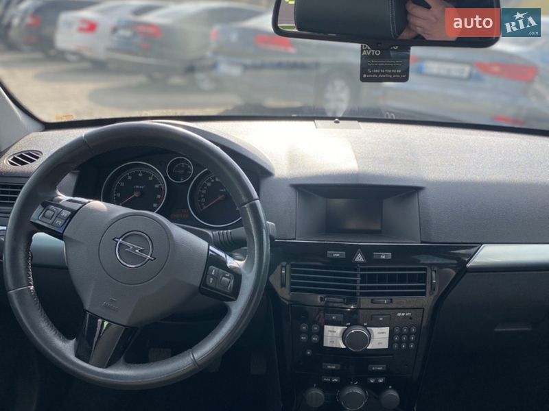 Универсал Opel Astra 2009 в Белой Церкви