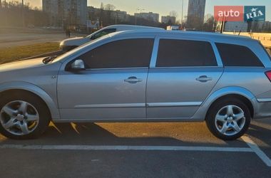 Універсал Opel Astra 2008 в Києві