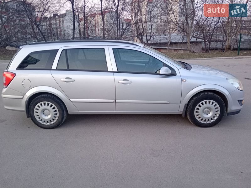 Универсал Opel Astra 2007 в Тернополе