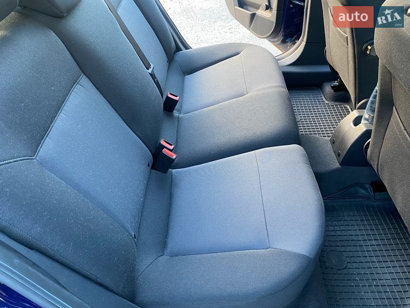 Универсал Opel Astra 2013 в Киеве фото 83 Универсал Opel Astra 2013 в Киеве