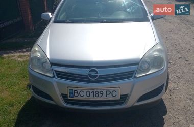 Универсал Opel Astra 2007 в Жовтанцах