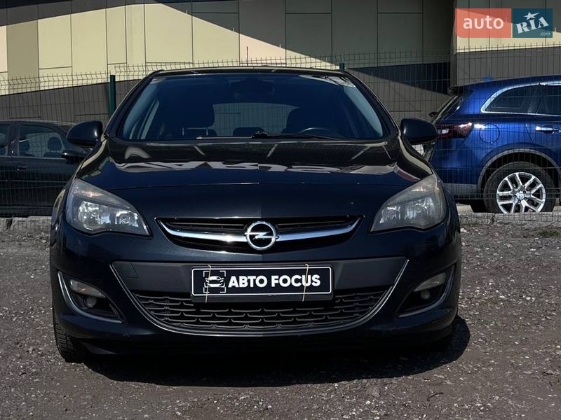 Хетчбек Opel Astra 2012 в Києві
