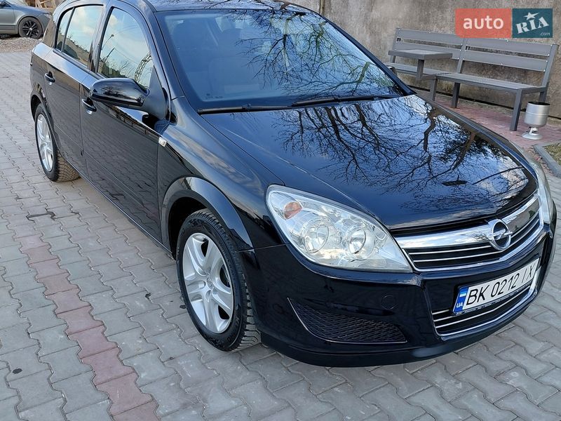 Opel Astra 2008