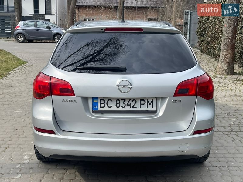 Универсал Opel Astra 2011 в Львове фото 10 Универсал Opel Astra 2011 в Львове