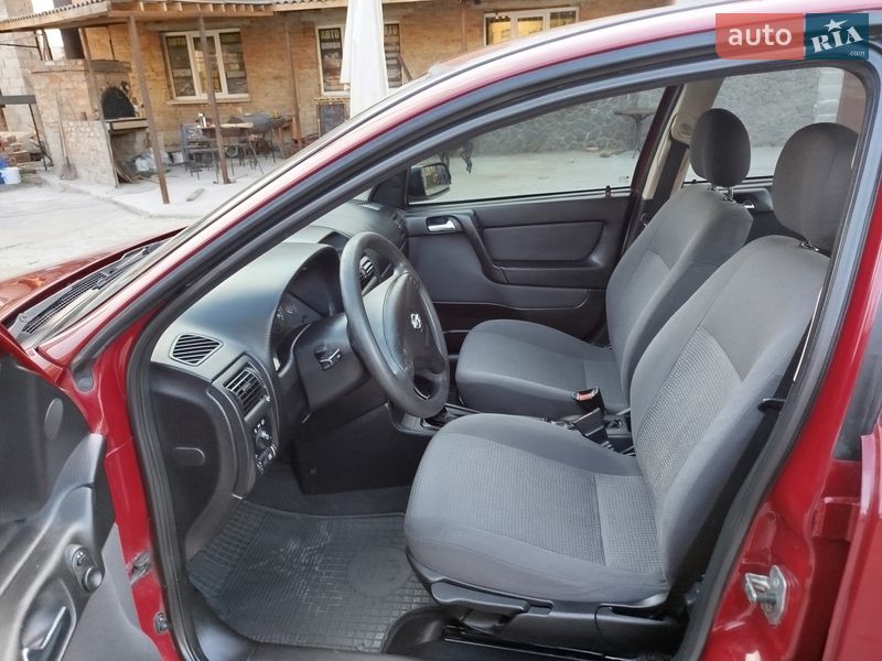 Седан Opel Astra 2007 в Лисянці