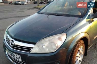 Хэтчбек Opel Astra 2007 в Чернигове