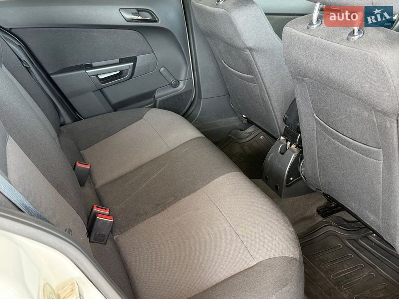 Хэтчбек Opel Astra 2012 в Одессе