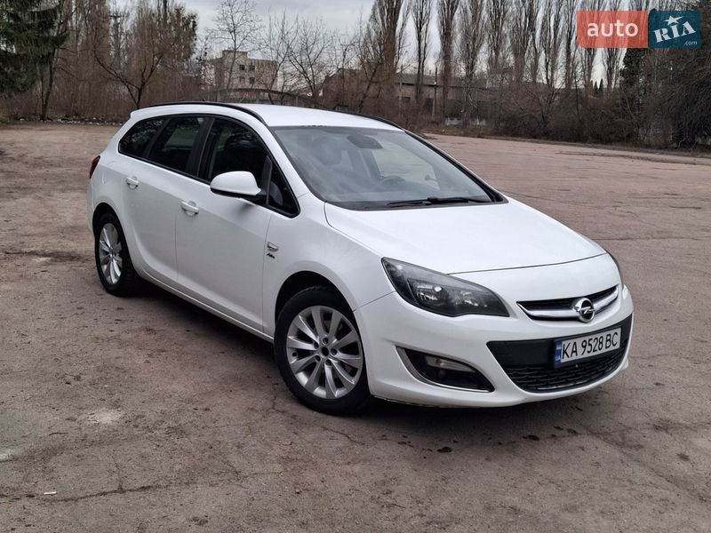 Opel Astra 2013