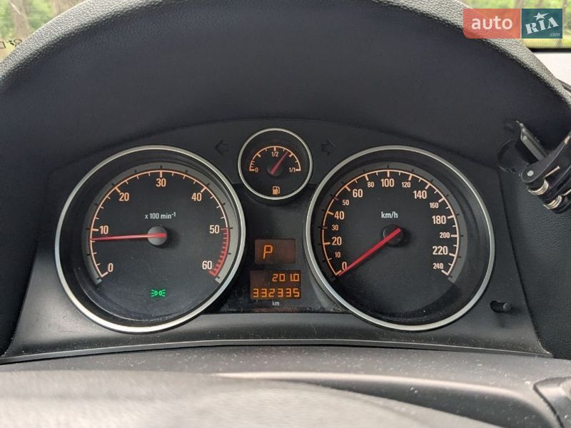 Универсал Opel Astra 2007 в Ровно