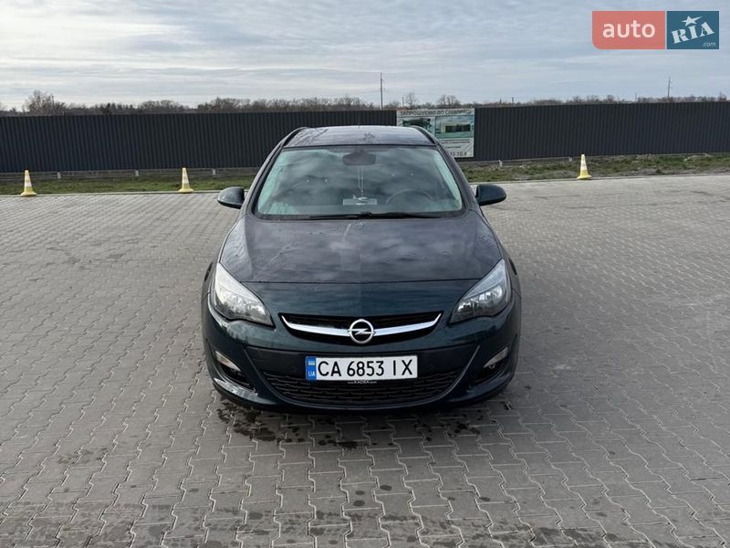 Opel Astra 2014