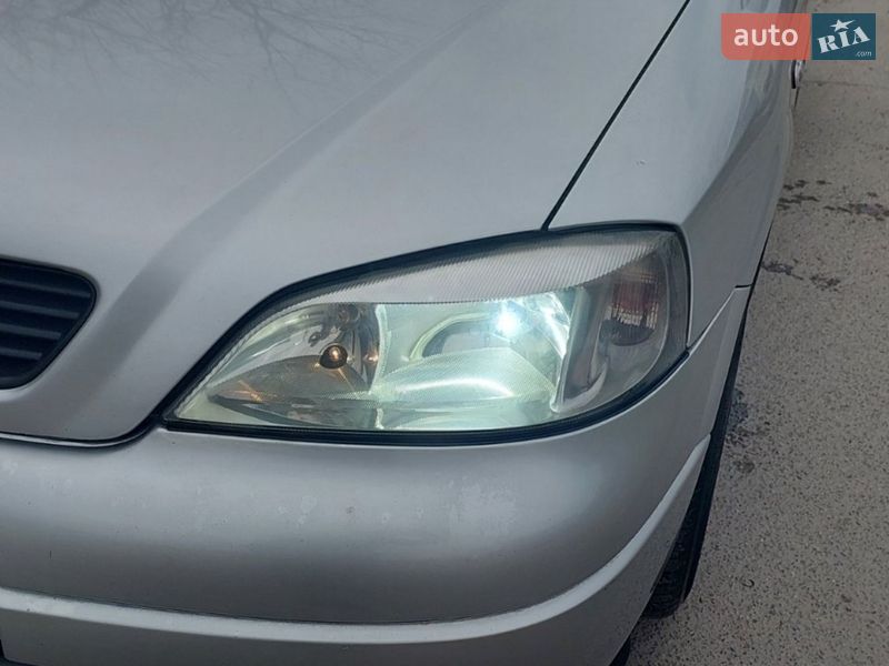 Хэтчбек Opel Astra 2001 в Киеве