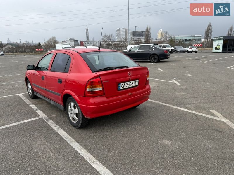 Хэтчбек Opel Astra 2002 в Киеве