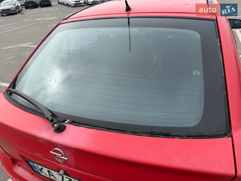 Хэтчбек Opel Astra 2002 в Киеве