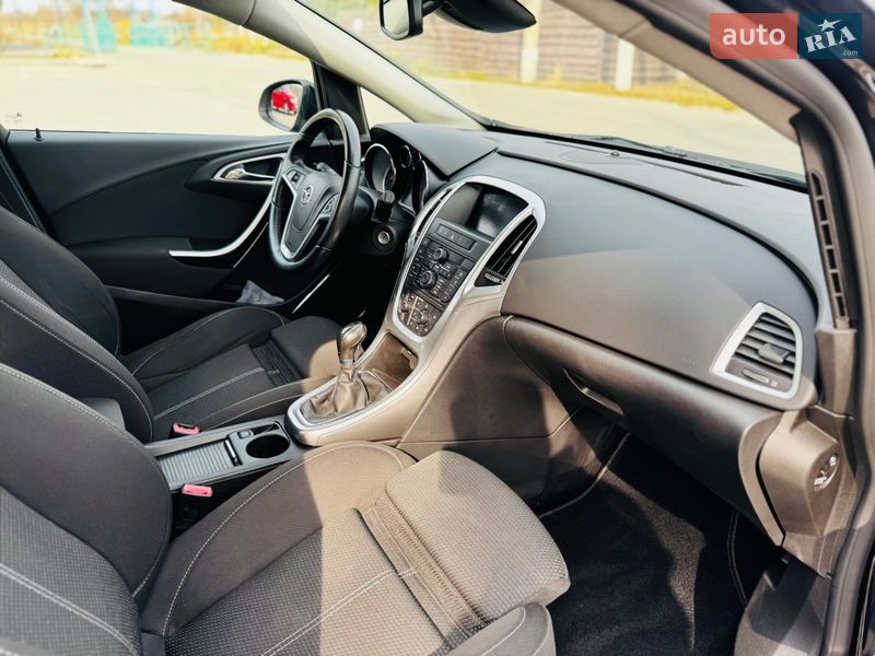 Хэтчбек Opel Astra 2010 в Здолбунове фото 37 Хэтчбек Opel Astra 2010 в Здолбунове