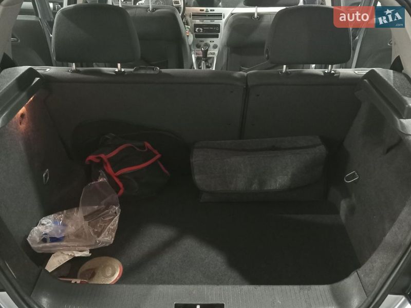 Хэтчбек Opel Astra 2009 в Лозовой фото 9 Хэтчбек Opel Astra 2009 в Лозовой