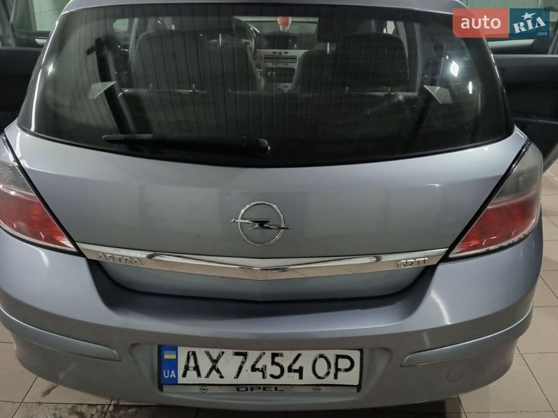 Хэтчбек Opel Astra 2009 в Лозовой фото 2 Хэтчбек Opel Astra 2009 в Лозовой