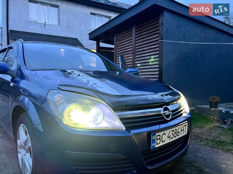 Универсал Opel Astra 2006 в Золочеве