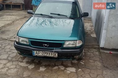 Универсал Opel Astra 1994 в Буске