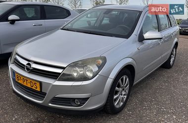Універсал Opel Astra 2004 в Луцьку